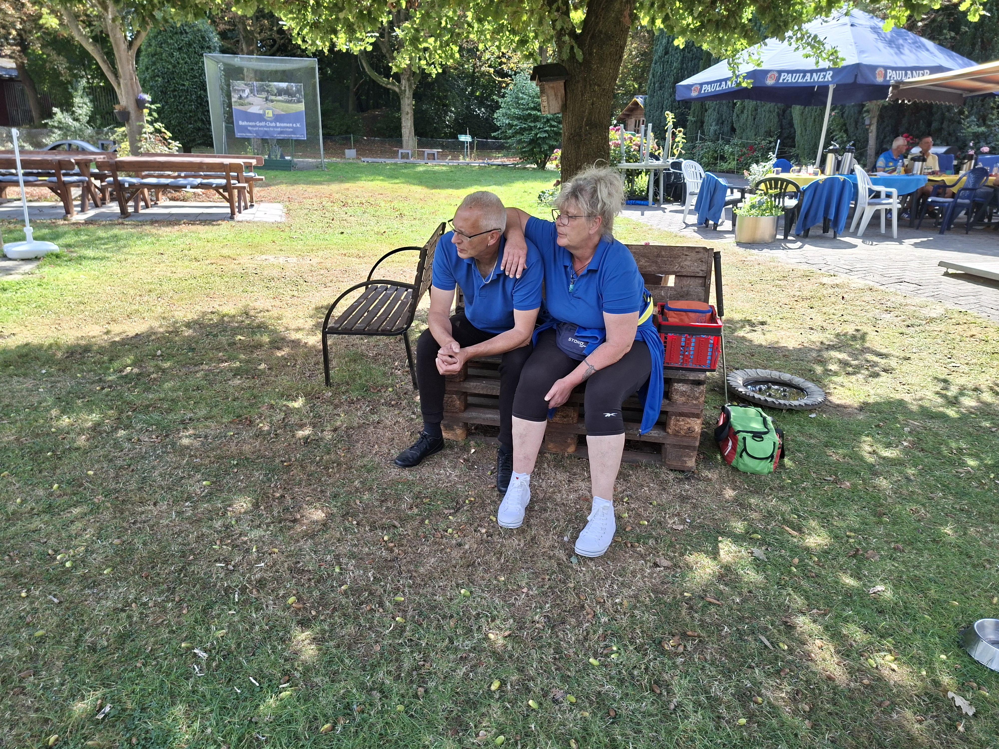 20250830 143505 Helga und Reiner auf Bank